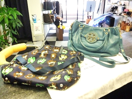 プラダ・トリーバーチ買取神戸