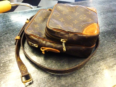 ボロボロルイヴィトン買取神戸