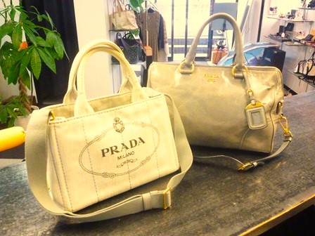 プラダ買取元町