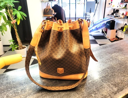 セリーヌ買取元町