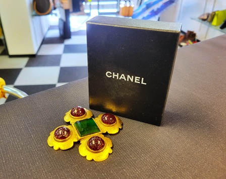 シャネル買取三宮